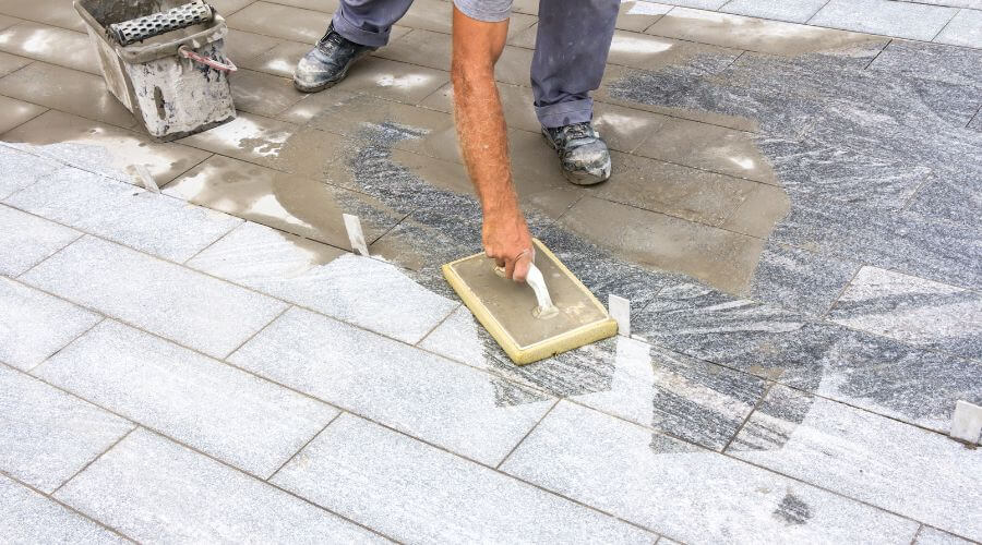 Professional residential roofers in Howard, OH